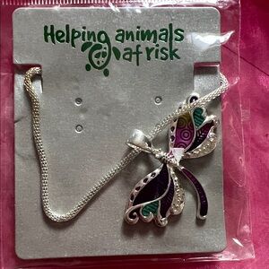 Big dragon fly necklace